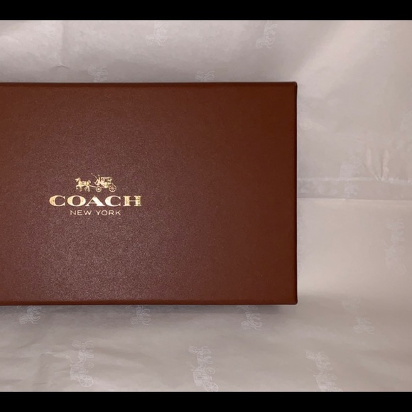 NWT Coach Horse & Carriage Pouch & Key Fob Gold - Picture 5 of 6